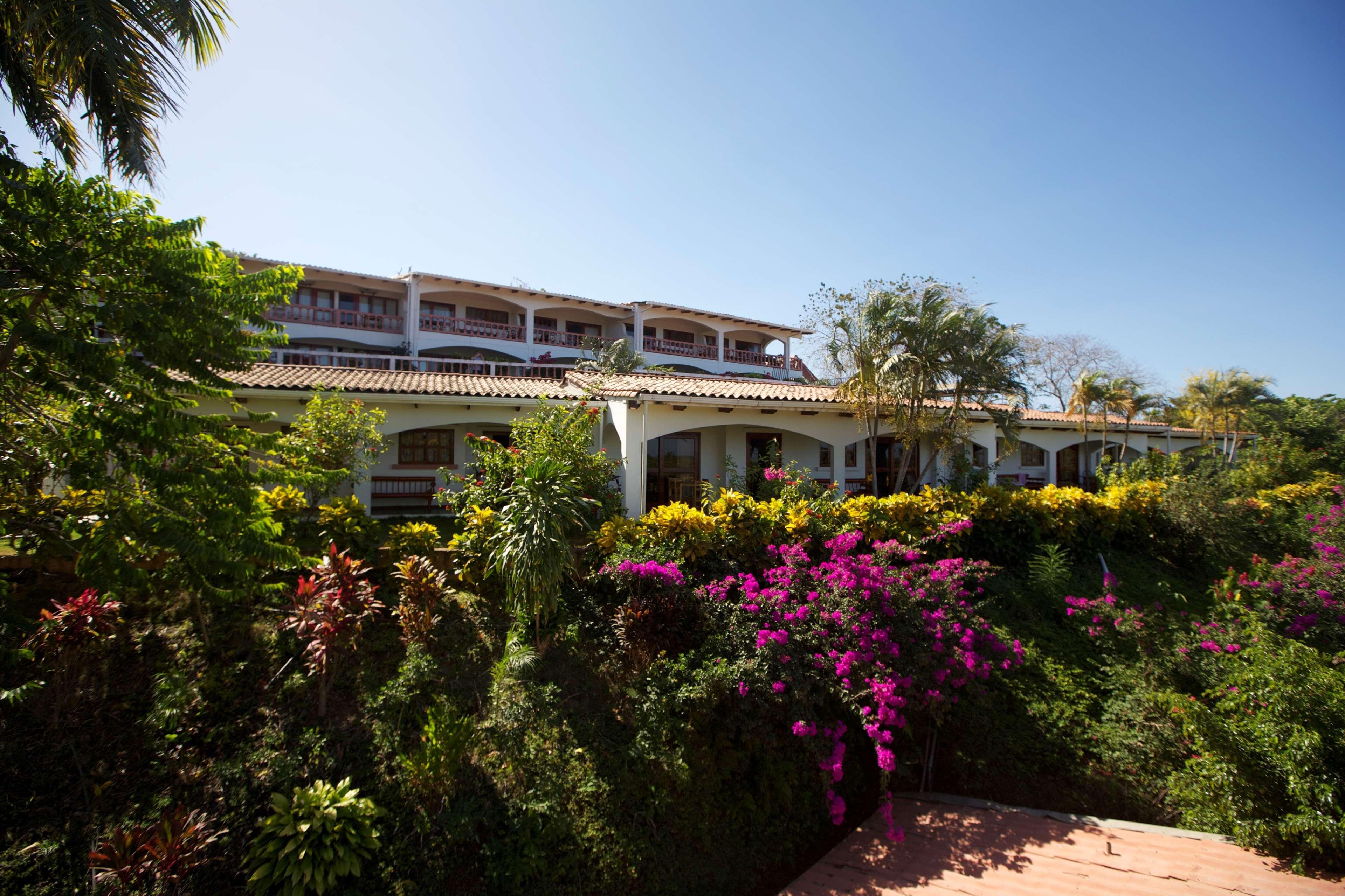 Best Western Tamarindo Vista Villas Екстериор снимка