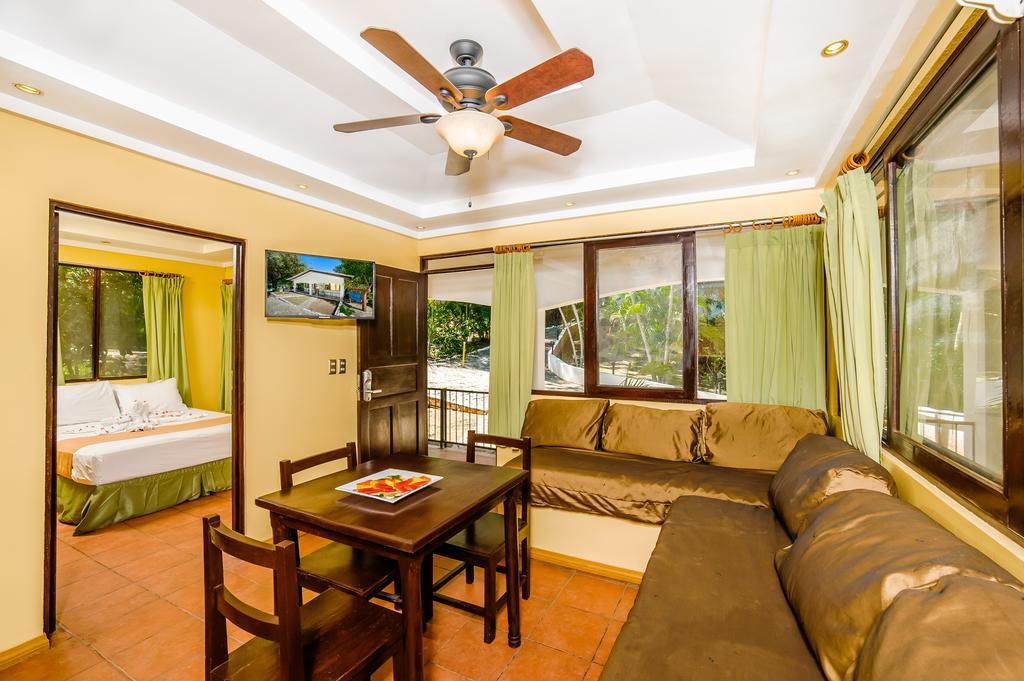 Best Western Tamarindo Vista Villas Стая снимка