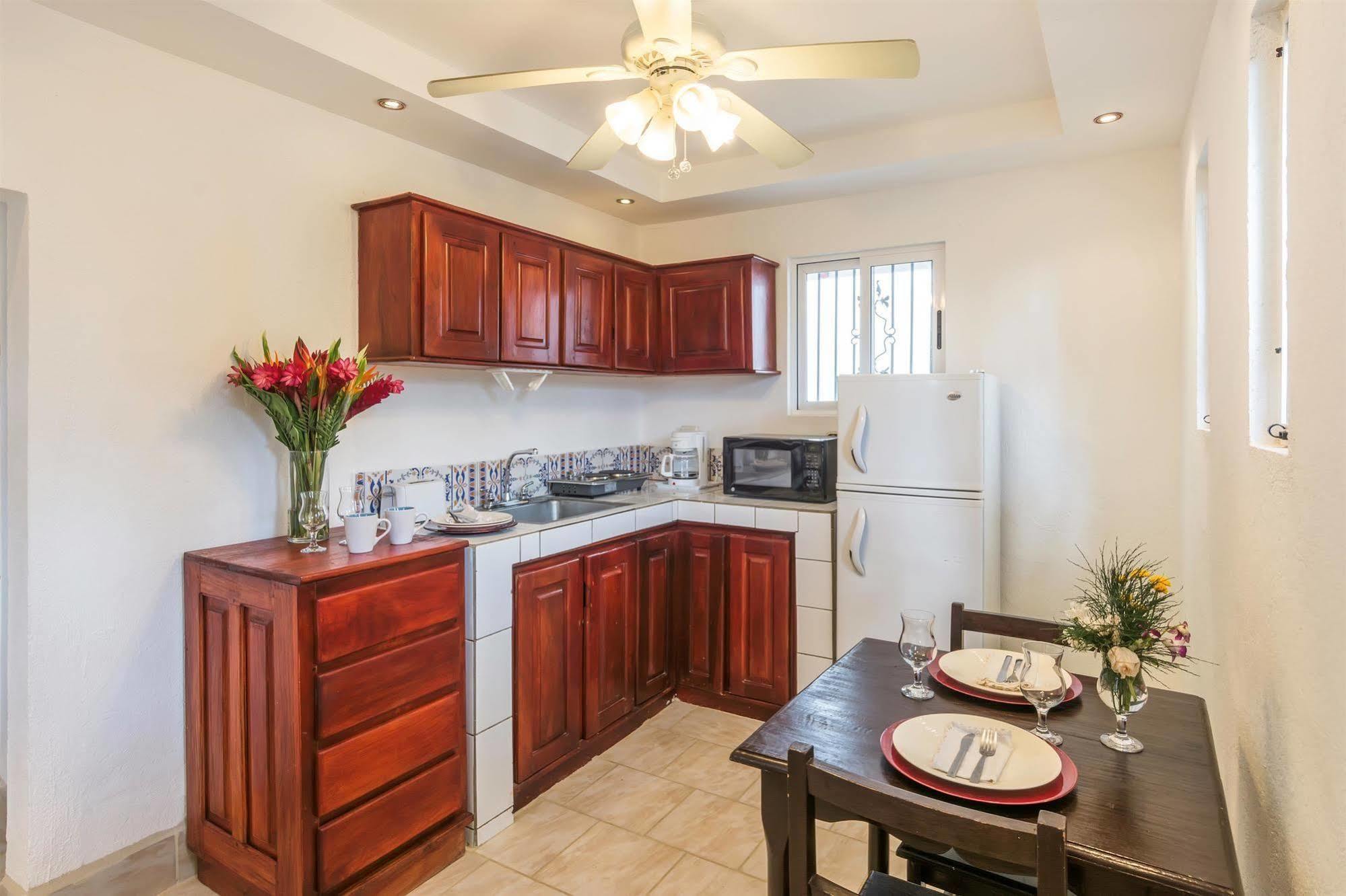 Best Western Tamarindo Vista Villas Екстериор снимка